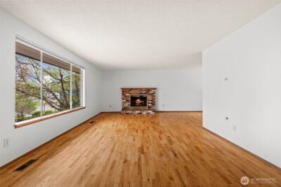 1511 S MacArthur Street , Tacoma, WA 98465 - Photo 3