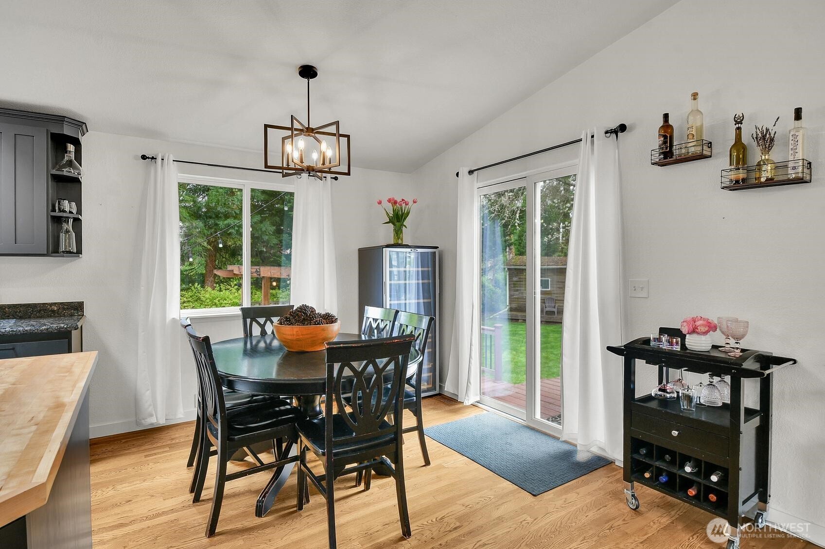 16226 2nd Place W, Lynnwood, WA 98087