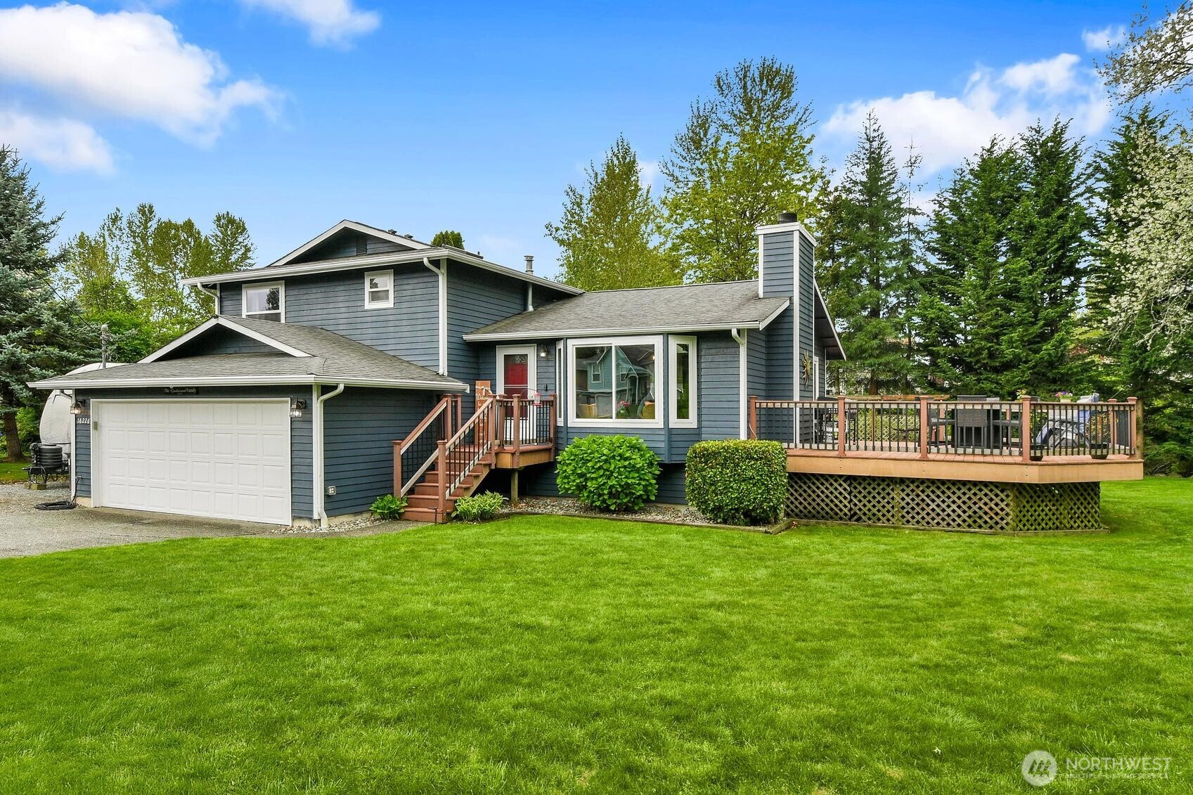 16226 2nd Place W, Lynnwood, WA 98087