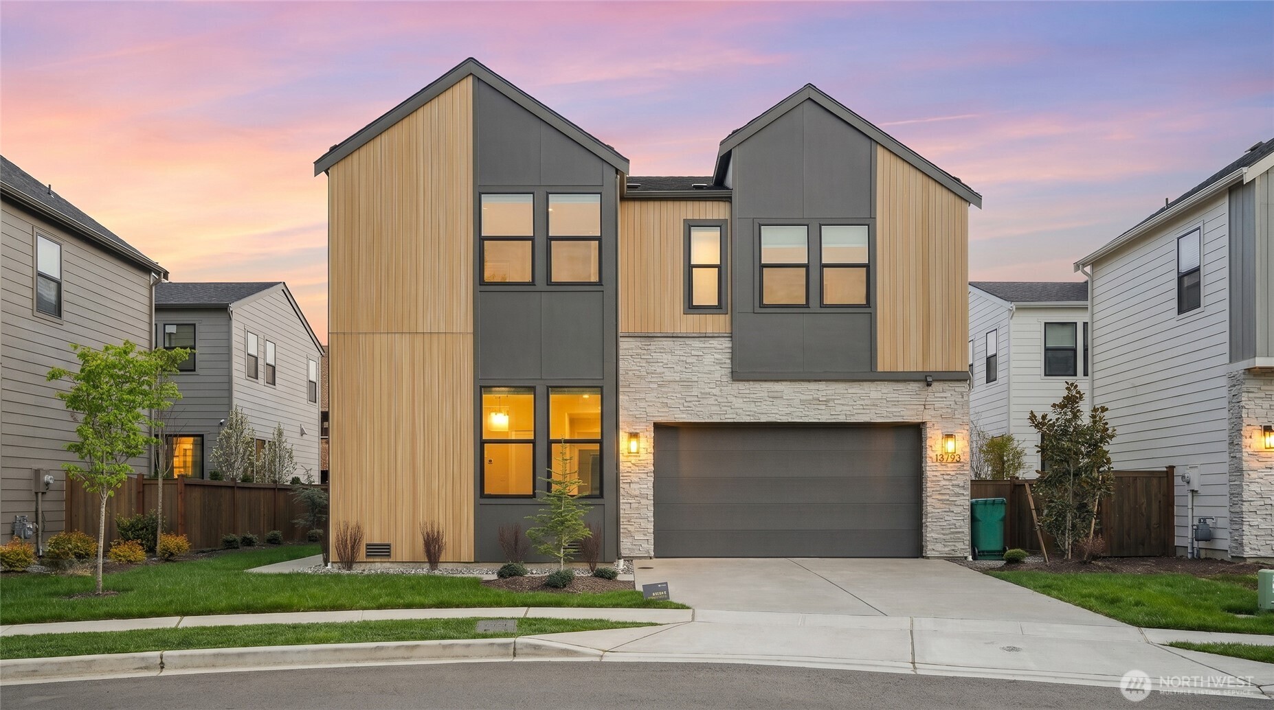 13793 SE 84th Street , Newcastle, WA 98059