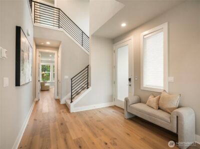 13793 SE 84th Street , Newcastle, WA 98059 - Photo 2