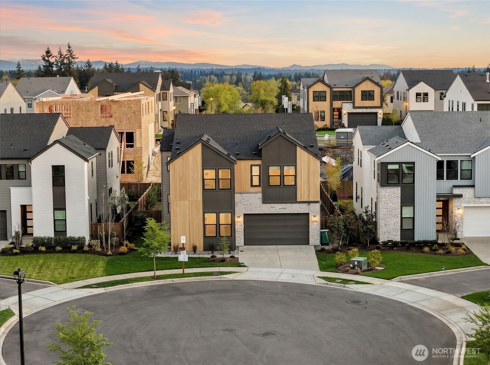 13793 SE 84th Street , Newcastle, WA 98059