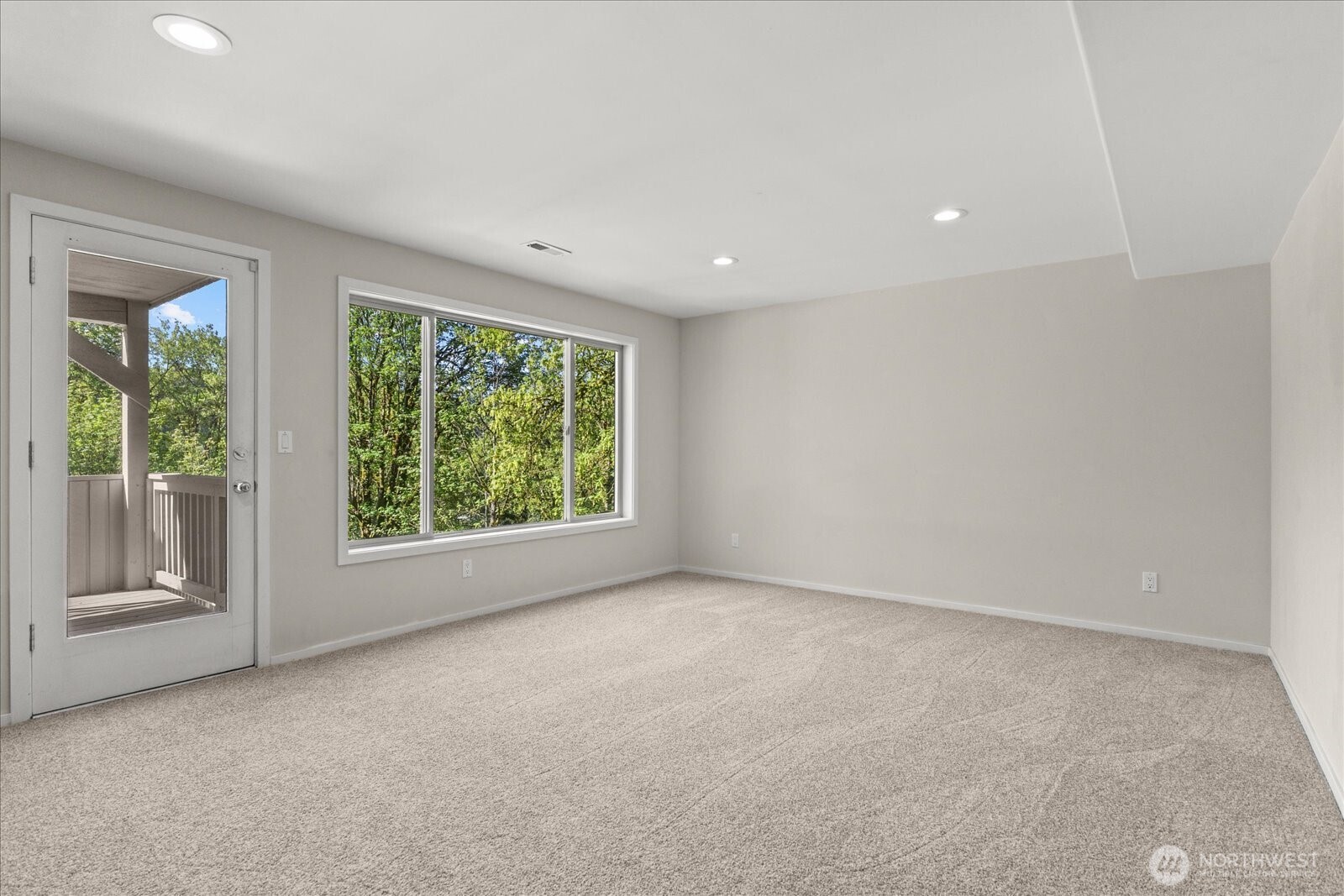 13032 204th Place SE, Issaquah, WA 98027