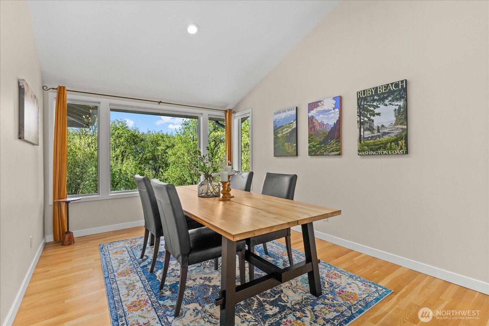 13032 204th Place SE, Issaquah, WA 98027