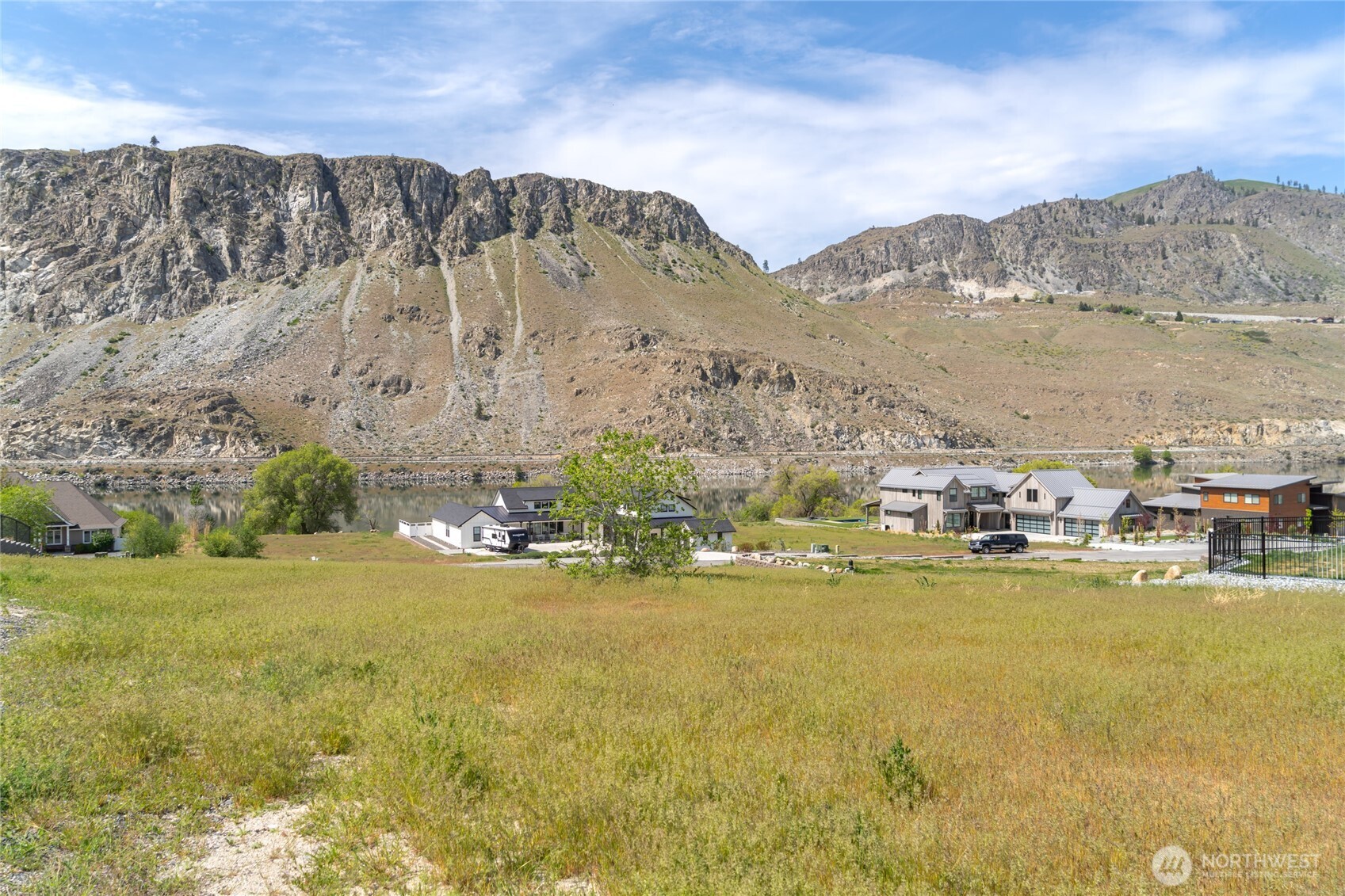 13 E Shore Court , Orondo, WA 98843