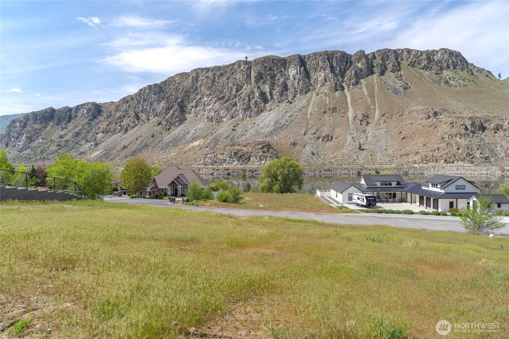 13 E Shore Court , Orondo, WA 98843
