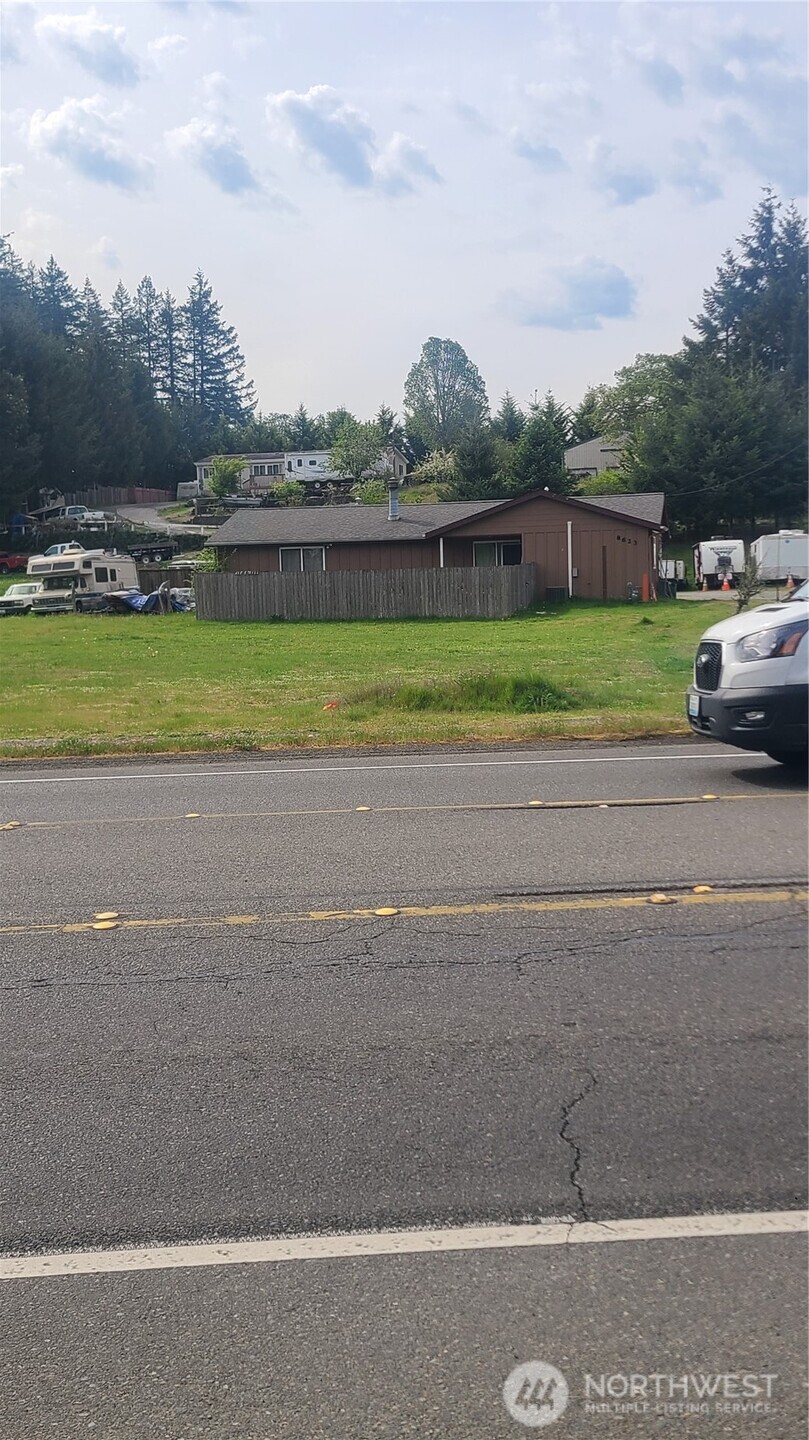 8623 Steilacoom Road SE #A-B, Lacey, WA 98513