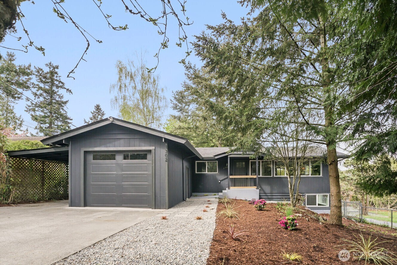 1302 SW 125th Place , Burien, WA 98146