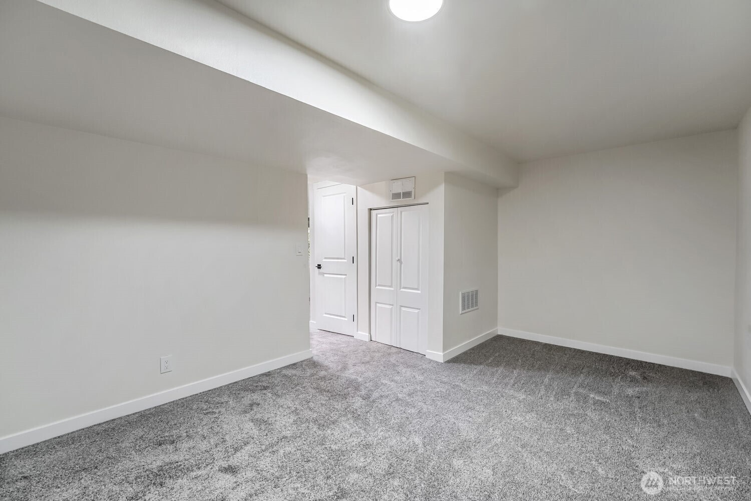 1302 SW 125th Place , Burien, WA 98146