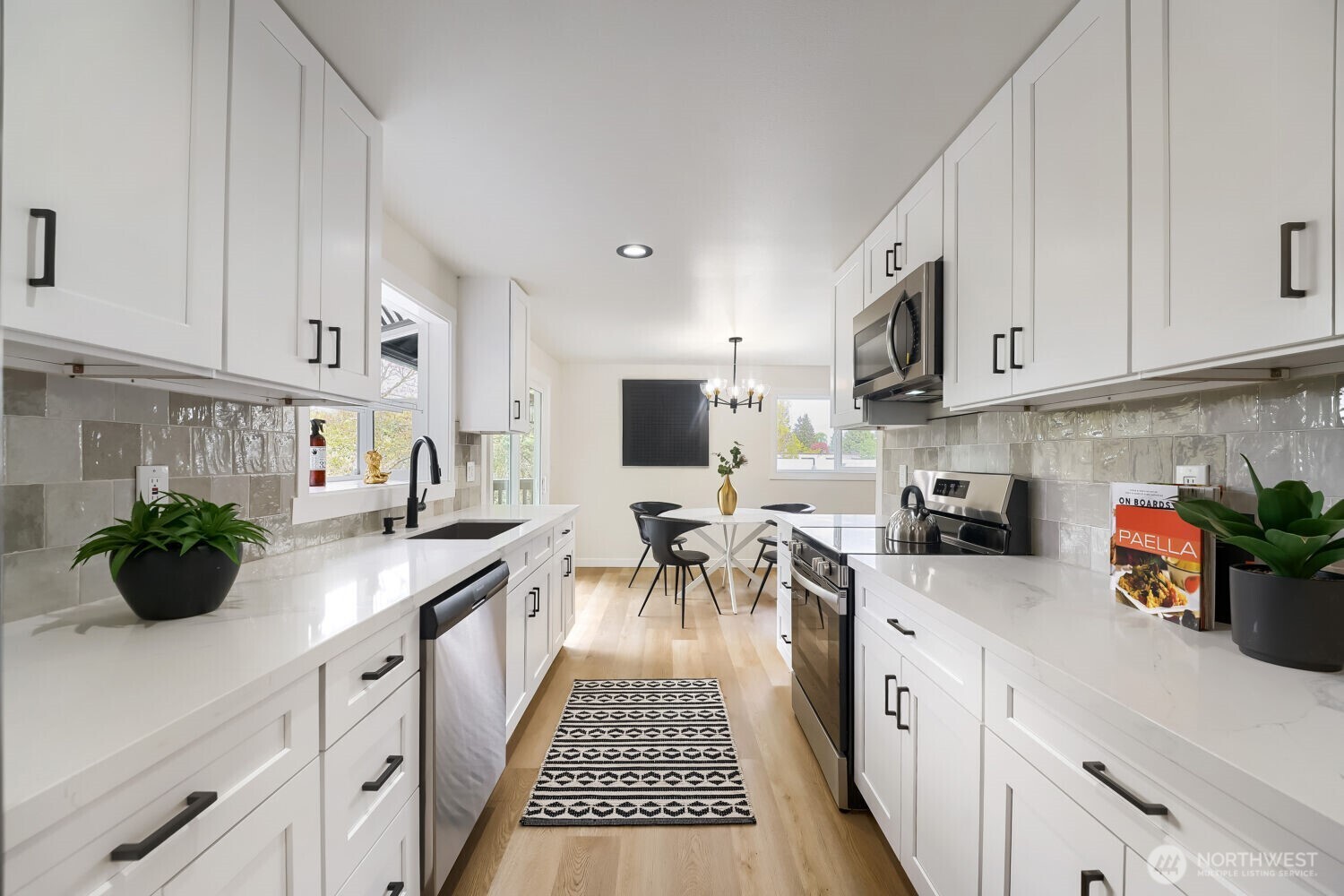 1302 SW 125th Place , Burien, WA 98146