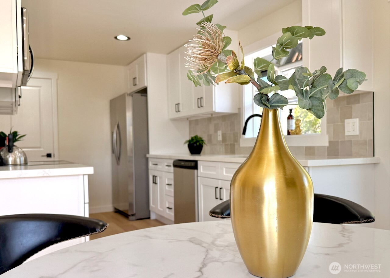 1302 SW 125th Place , Burien, WA 98146