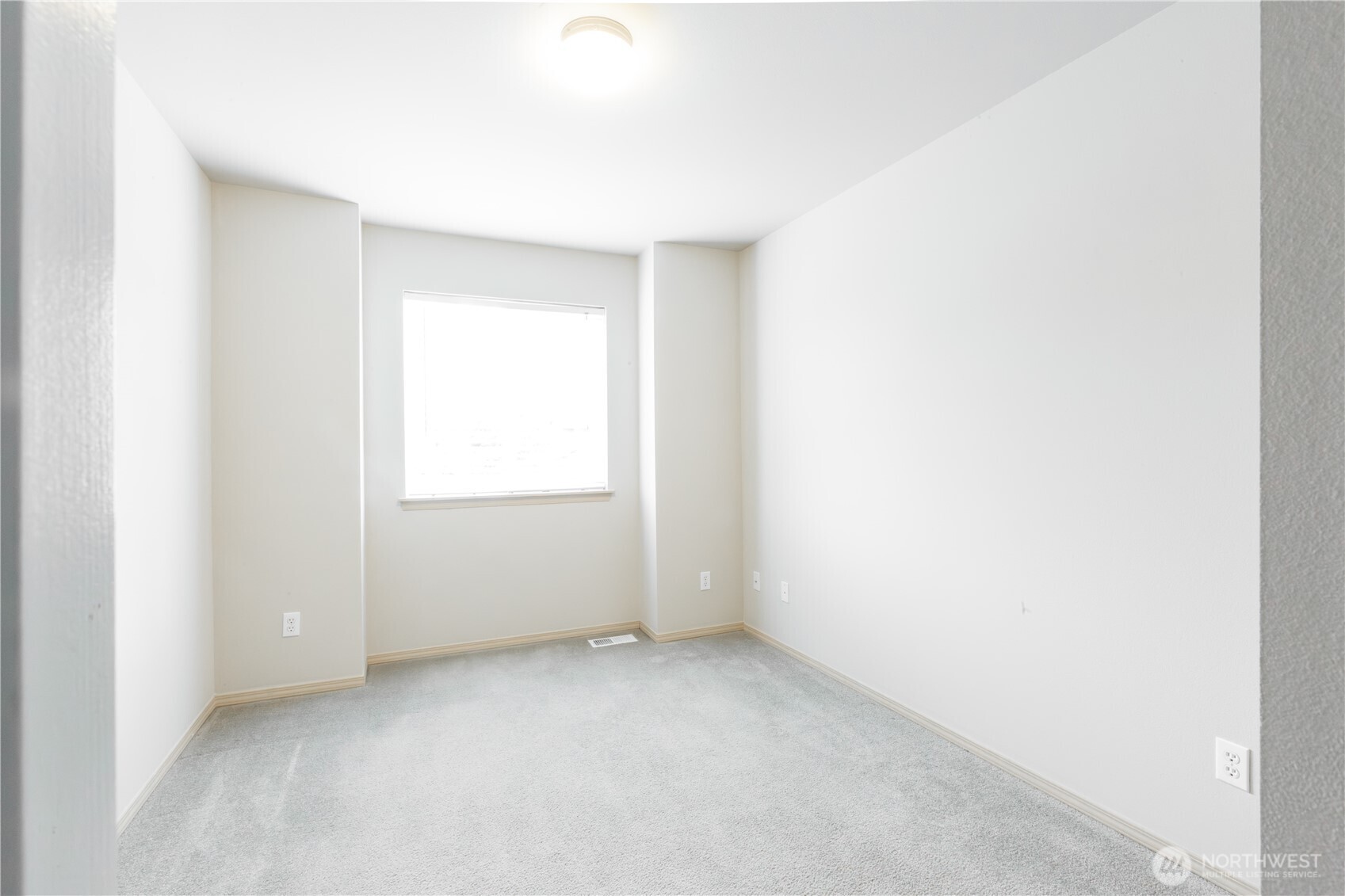 22463 SE 244th Street , Maple Valley, WA 98038