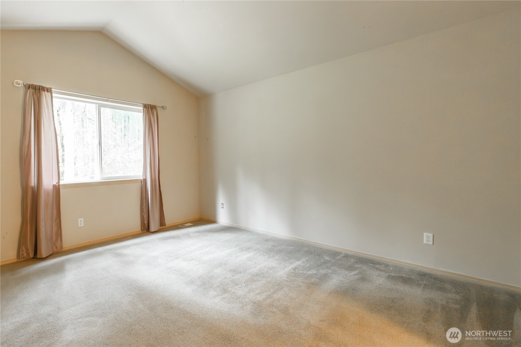 22463 SE 244th Street , Maple Valley, WA 98038