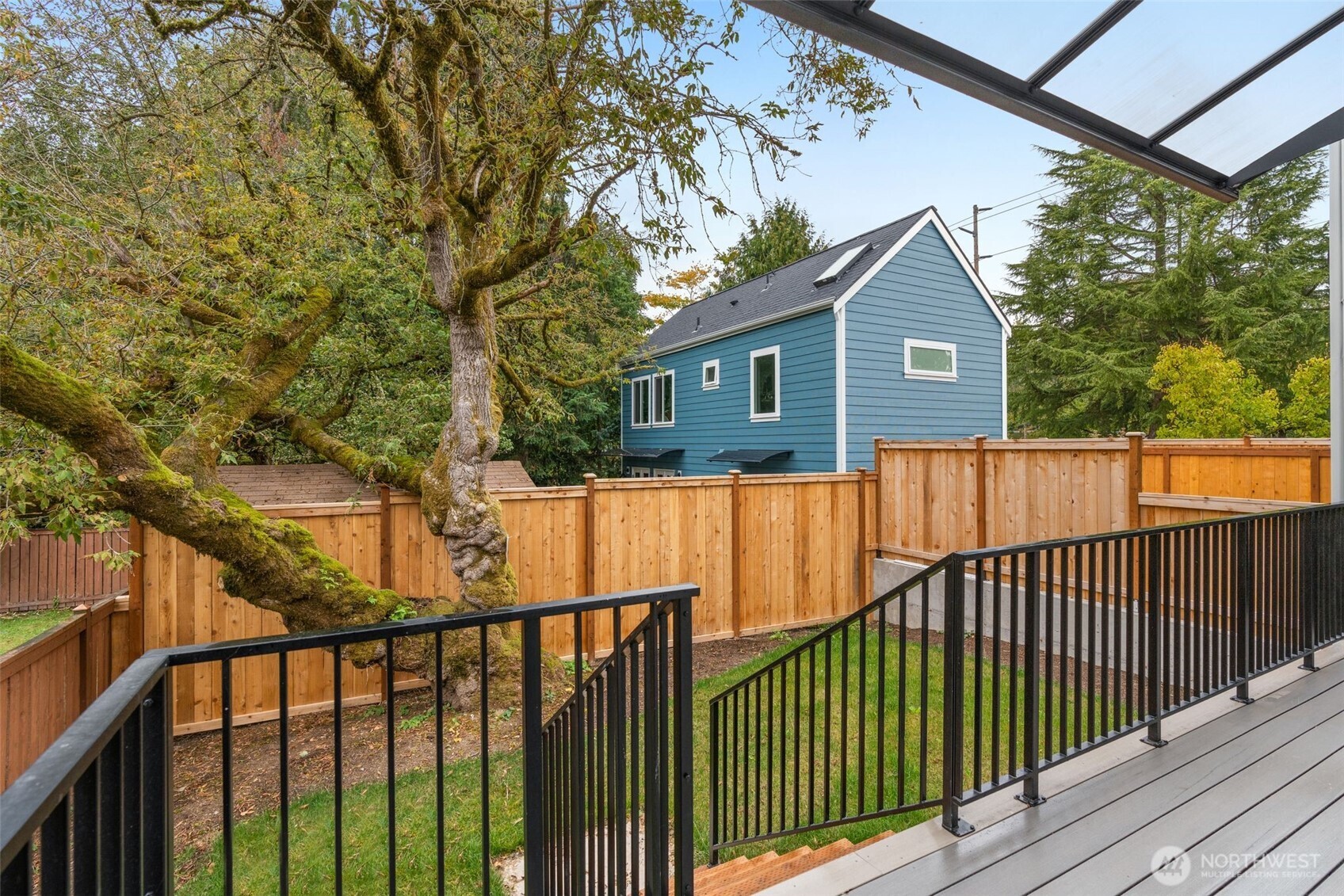 9253 6th Avenue NW #b, Seattle, WA 98117