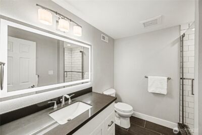 9544 Lake Washington Boulevard NE, Bellevue, WA 98004 - Photo 27