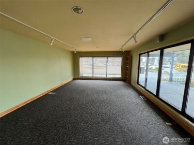 6915 Evergreen Way , Everett, WA 98203 - Photo 5
