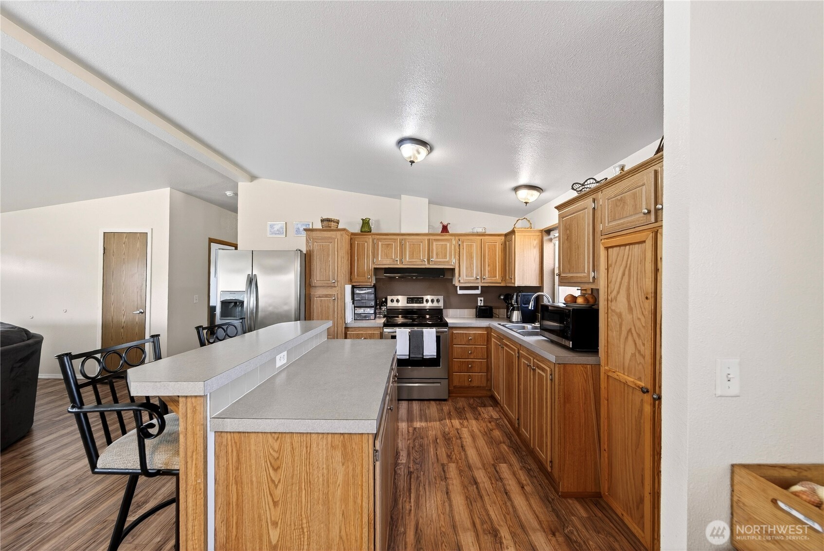 520 New Gate Drive , Prosser, WA 99350