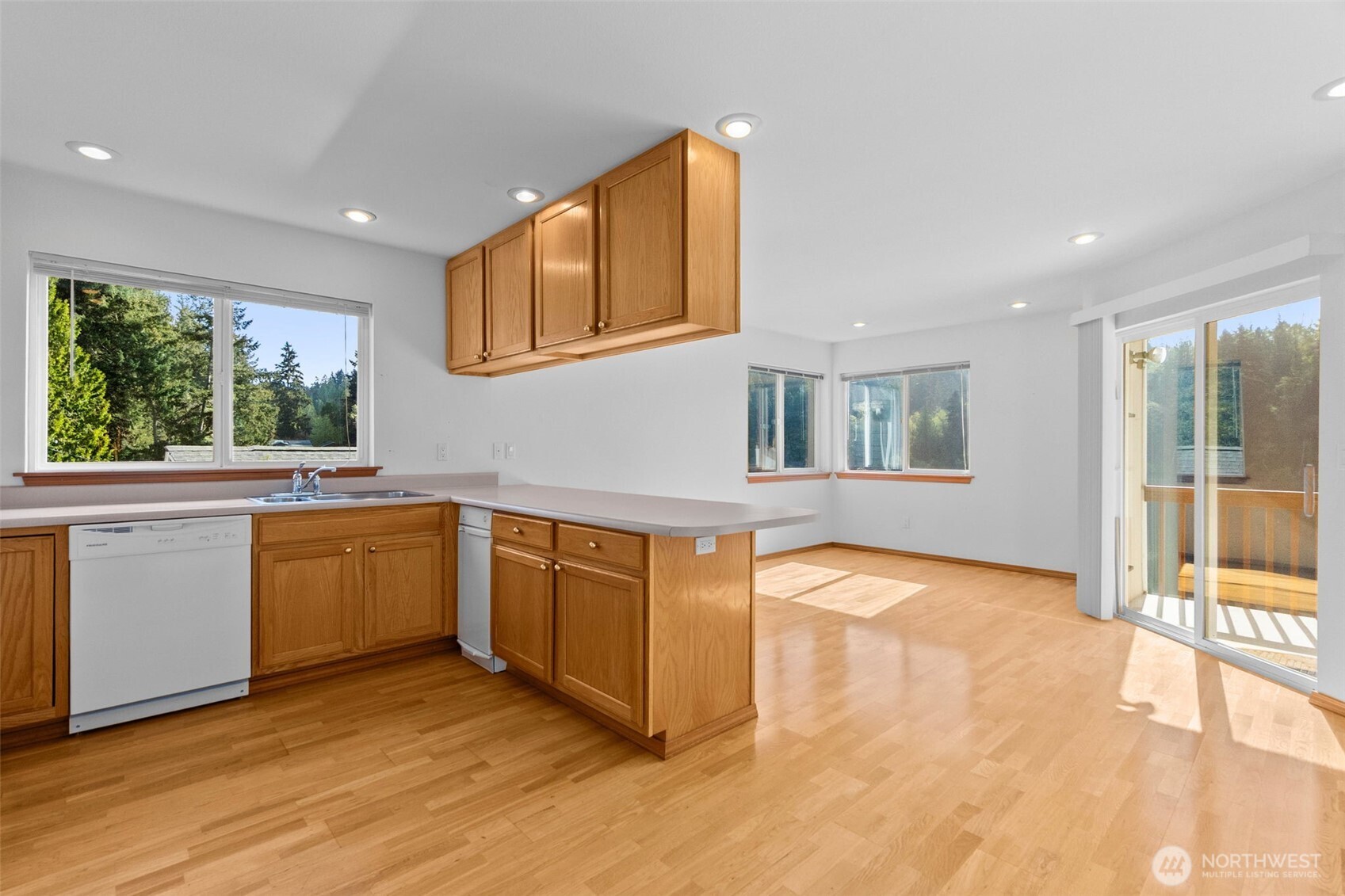 5030 Ad El Road SE, Olympia, WA 98513
