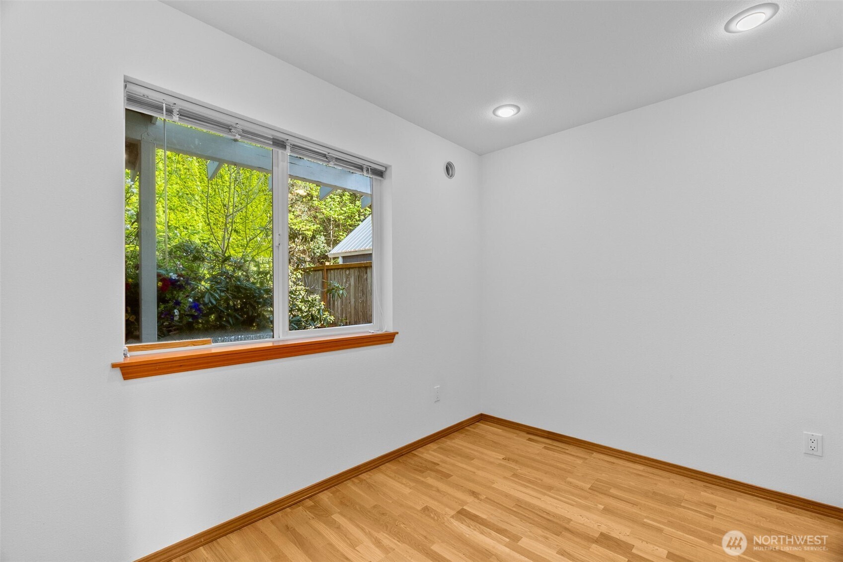 5030 Ad El Road SE, Olympia, WA 98513