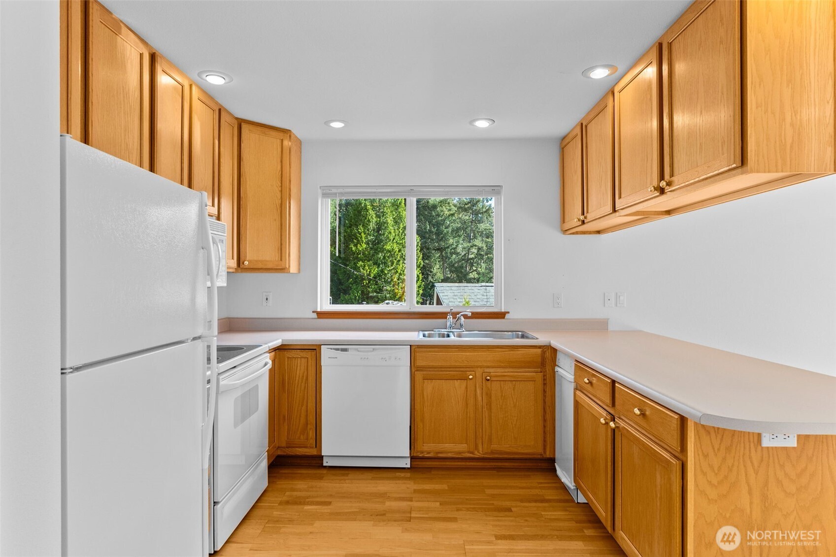 5030 Ad El Road SE, Olympia, WA 98513