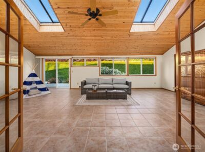 928 Mountain Lane , Edmonds, WA 98020 - Photo 17
