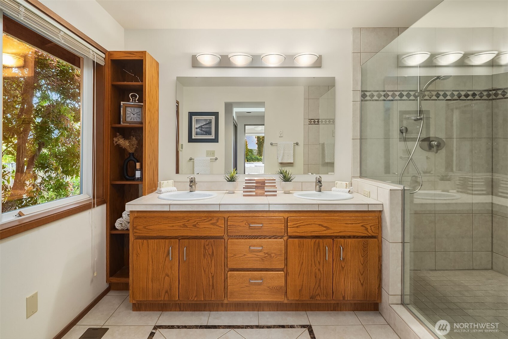 928 Mountain Lane , Edmonds, WA 98020