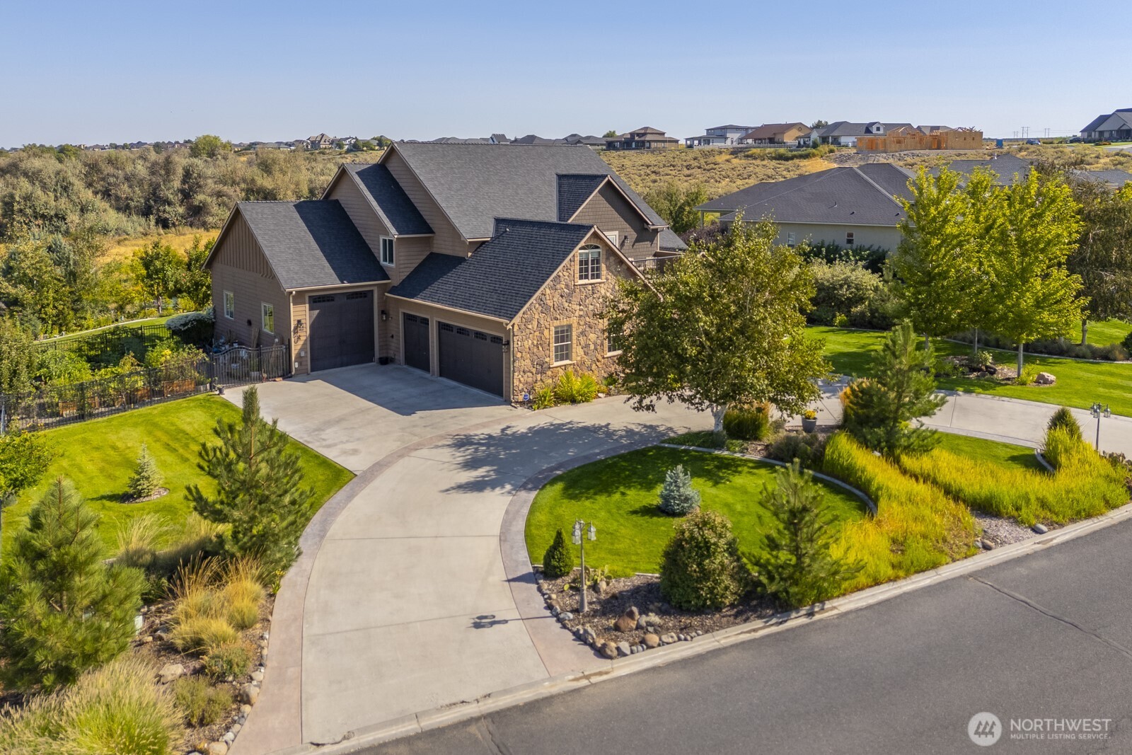 7724 Dune Lake Road SE, Moses Lake, WA 98837
