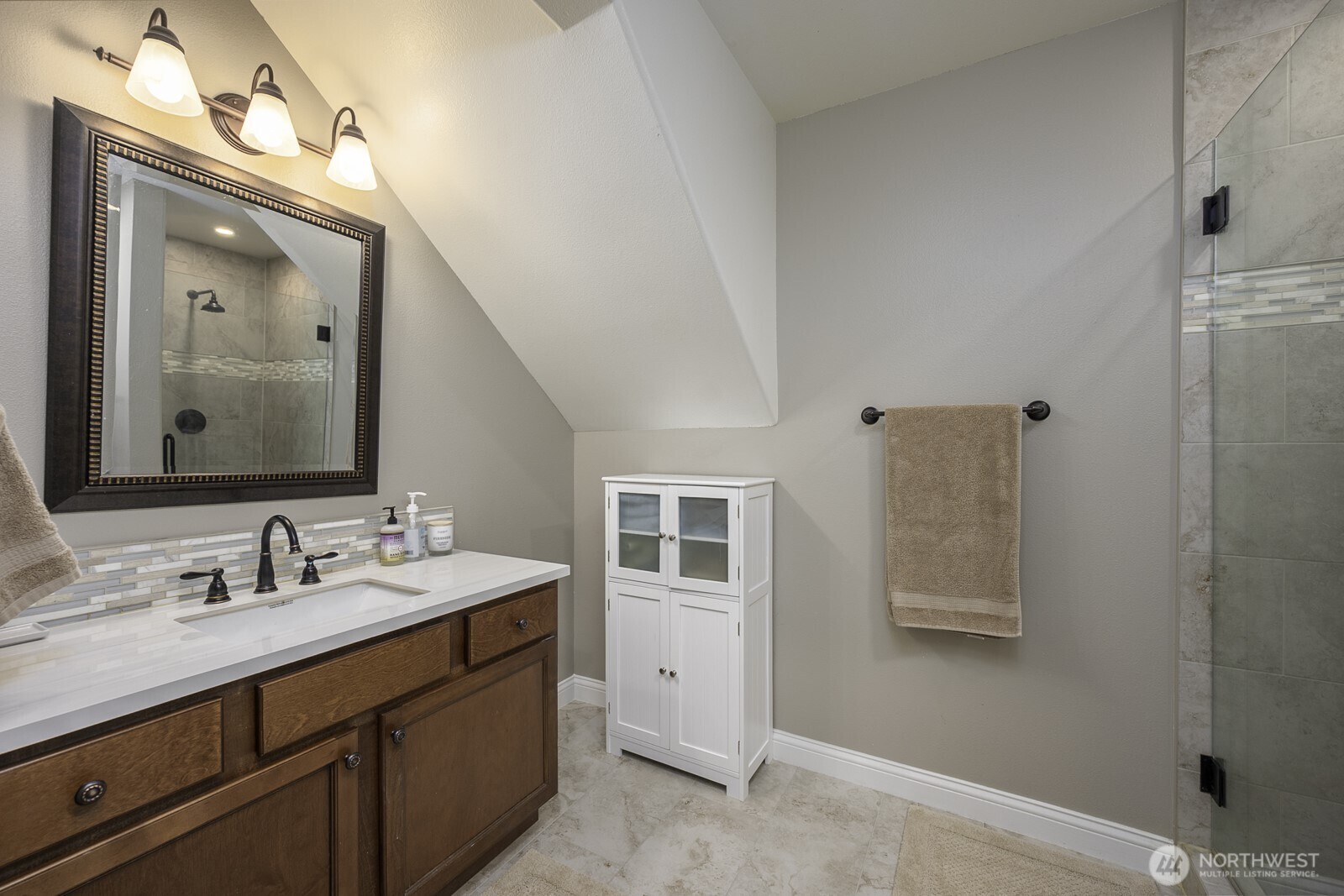7724 Dune Lake Road SE, Moses Lake, WA 98837