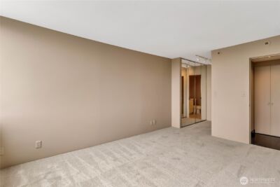 4540 8th Avenue NE #2106, Seattle, WA 98105 - Photo 14