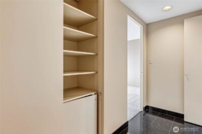 4540 8th Avenue NE #2106, Seattle, WA 98105 - Photo 18