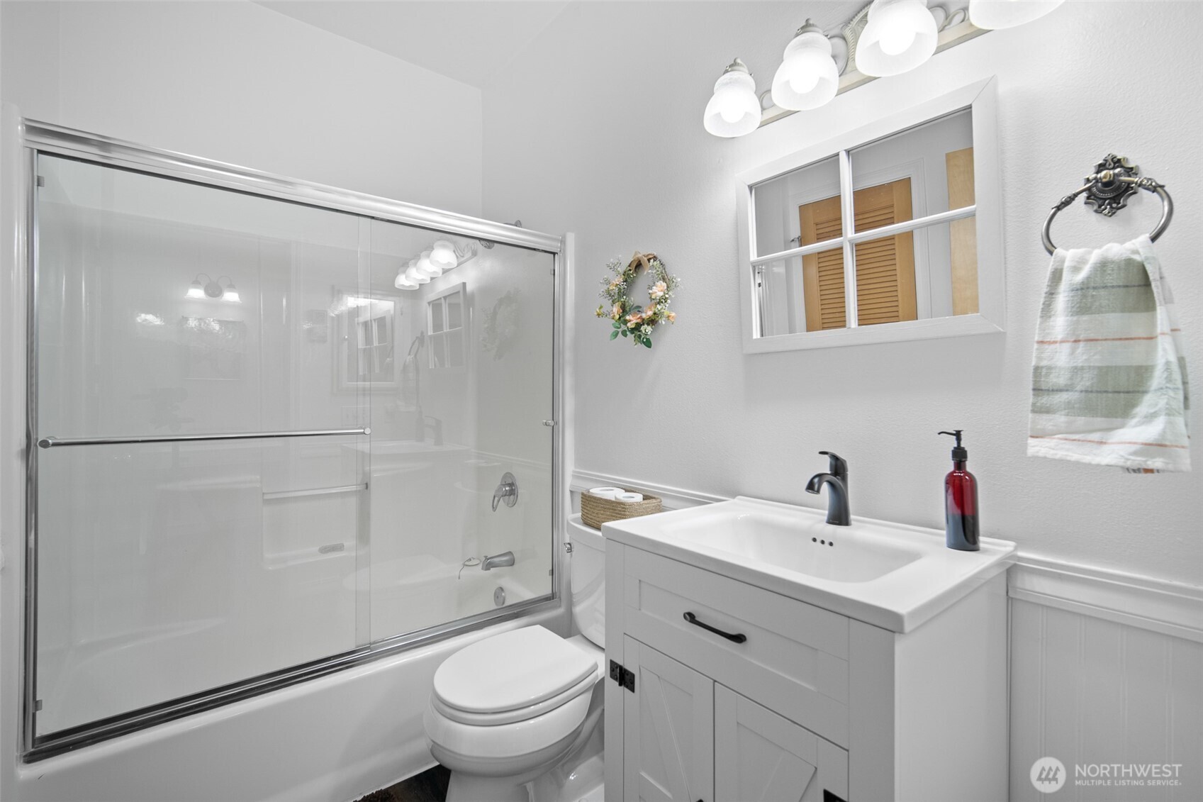 2684 Donovan Avenue , Bellingham, WA 98225