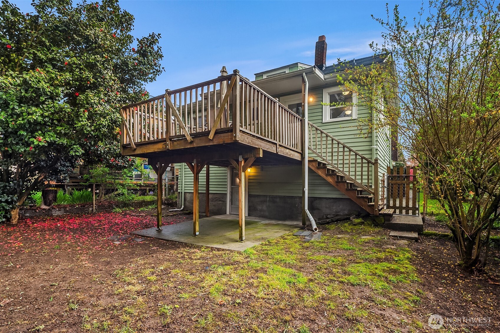 6813 17th Avenue NE, Seattle, WA 98115