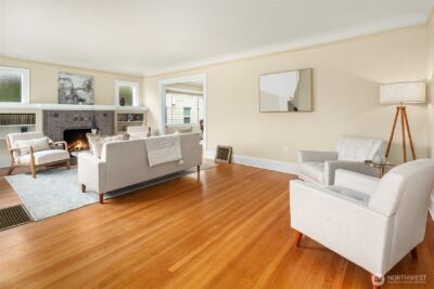 6813 17th Avenue NE, Seattle, WA 98115 - Photo 3