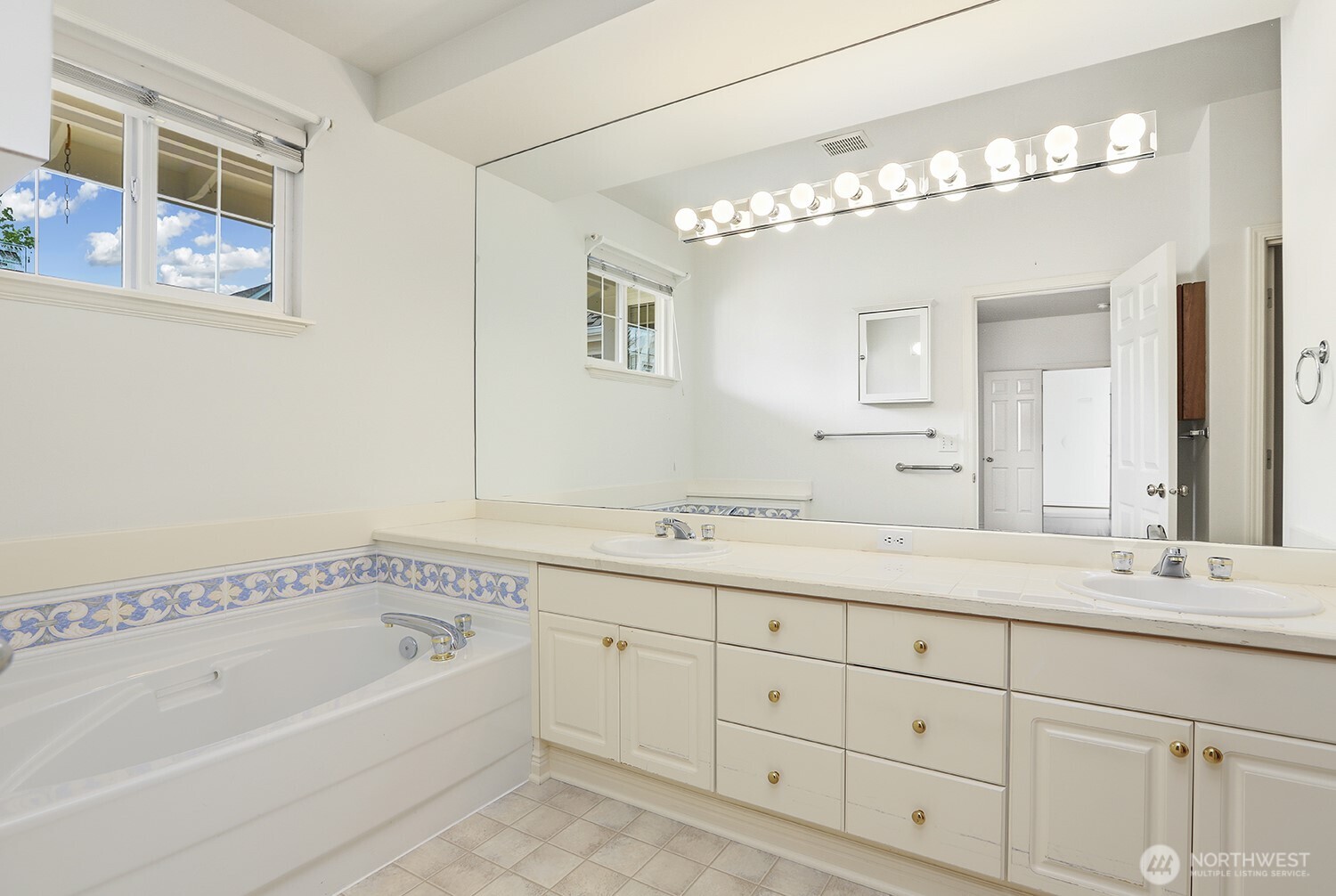 16335 18th Avenue SE, Mill Creek, WA 98012