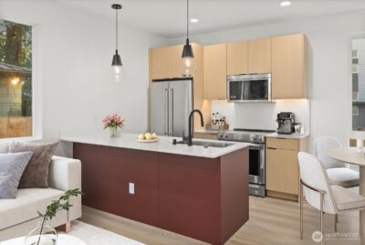 10742 Interlake Avenue N, Seattle, WA 98133 - Photo 3