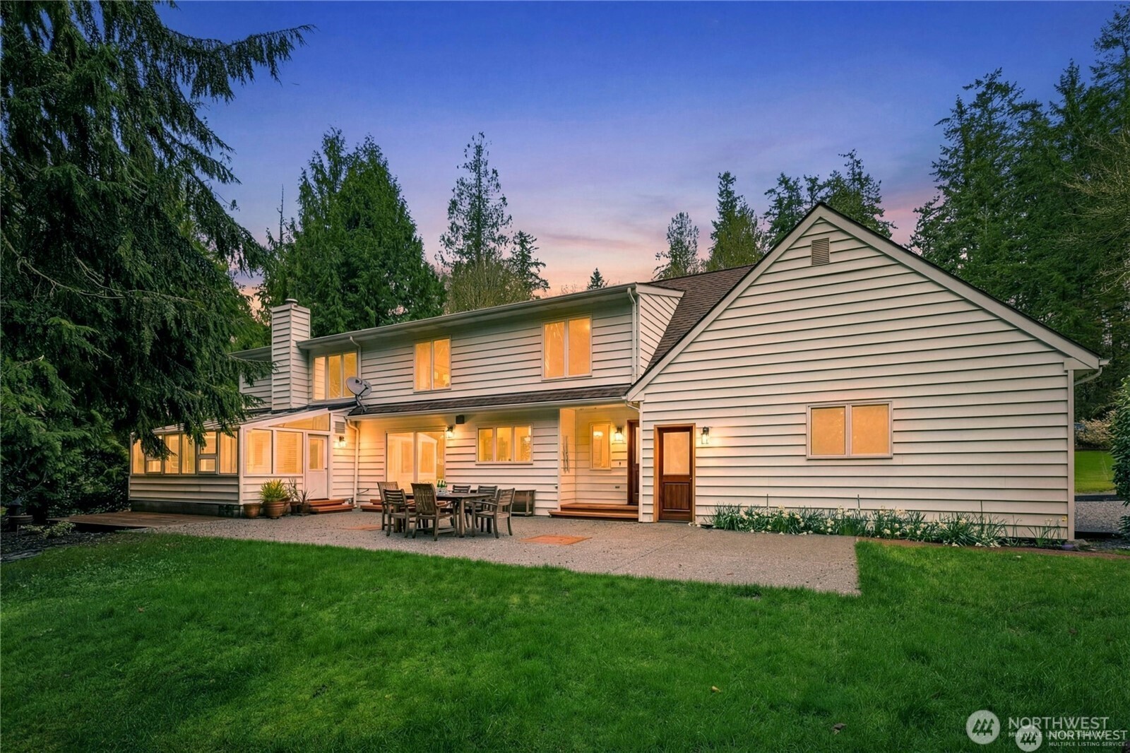 10235 Battle Point Drive NE, Bainbridge Island, WA 98110