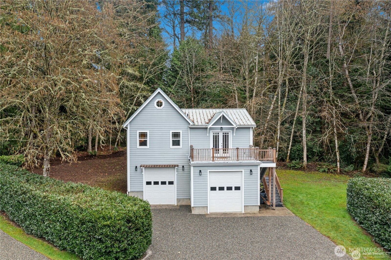 10235 Battle Point Drive NE, Bainbridge Island, WA 98110