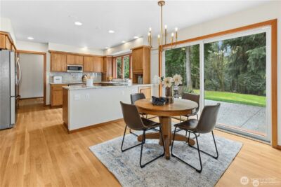 10235 Battle Point Drive NE, Bainbridge Island, WA 98110 - Photo 7