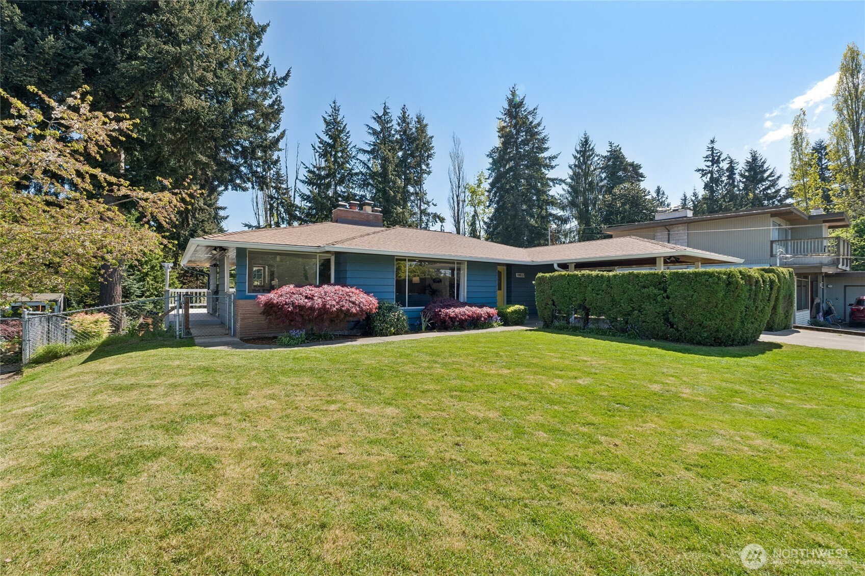 18832 1st Place SW, Normandy Park, WA 98166