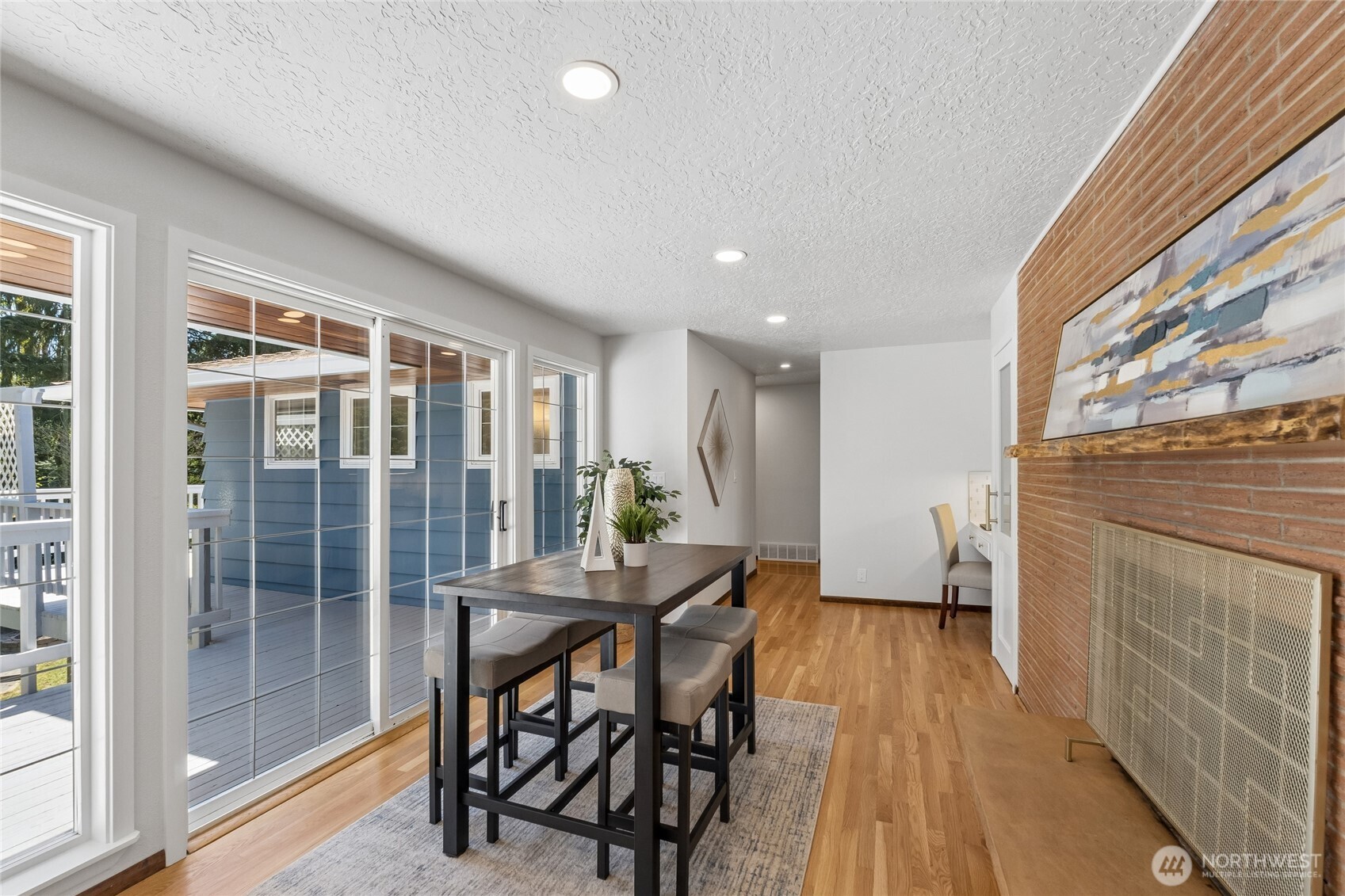 18832 1st Place SW, Normandy Park, WA 98166