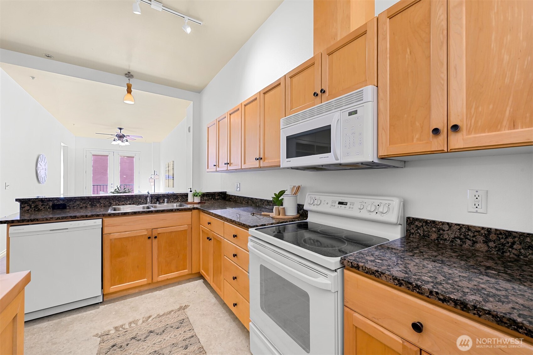 1224 Harris Avenue #202, Bellingham, WA 98225