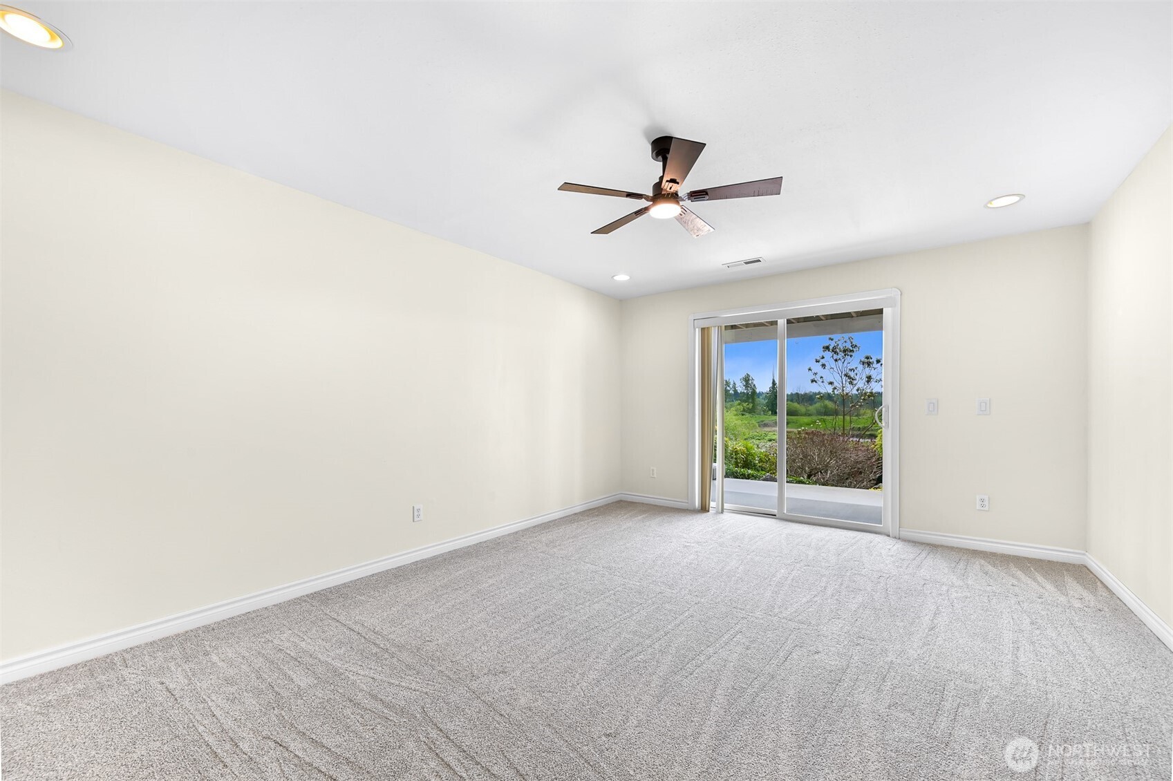 4743 S Golf Course Drive , Blaine, WA 98230
