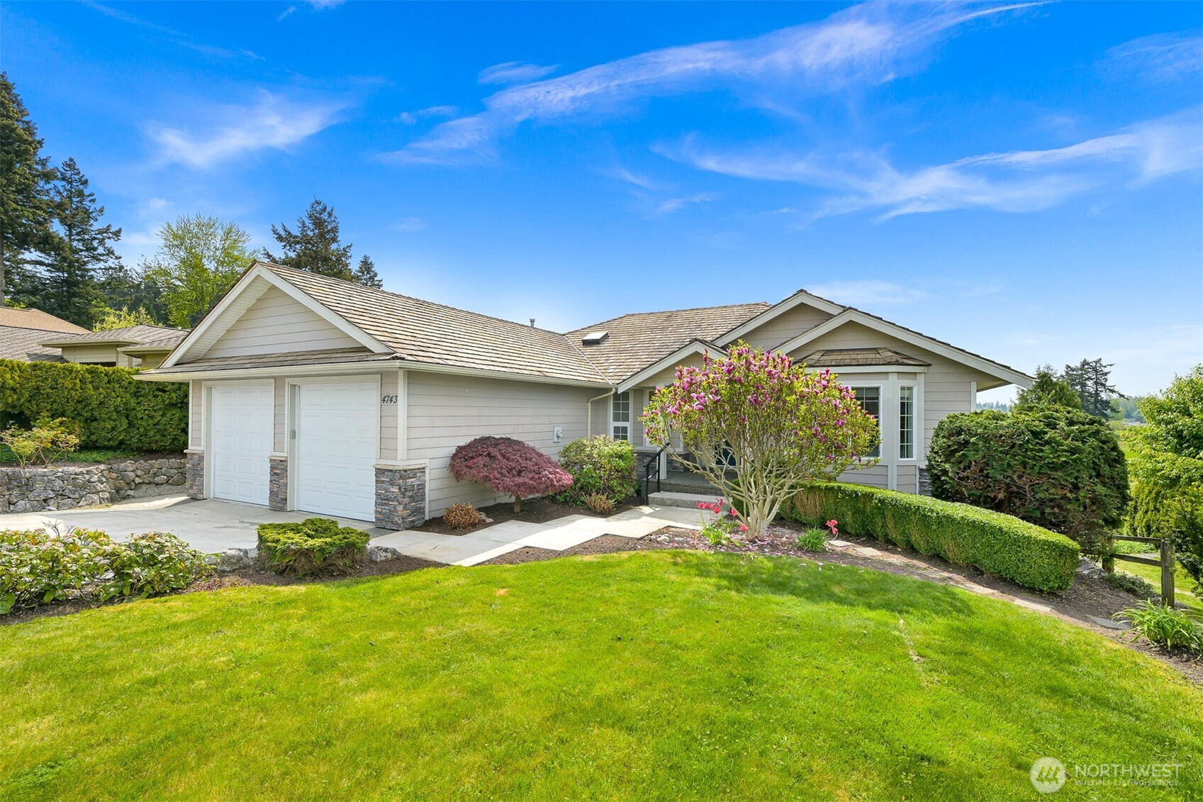 4743 S Golf Course Drive , Blaine, WA 98230