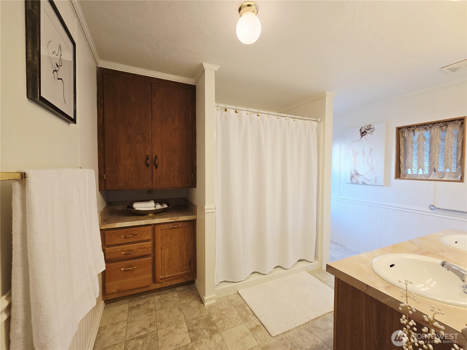 221 Parkwood Boulevard , Sequim, WA 98382