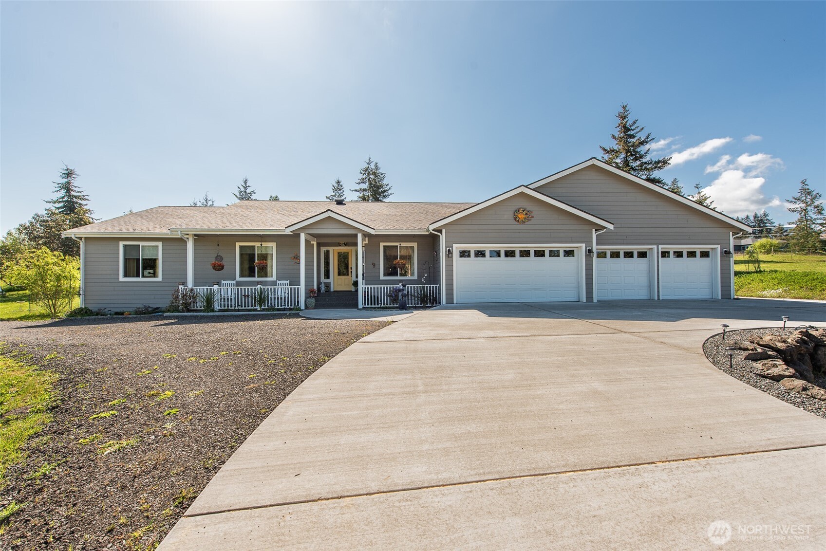 192 Michael Earl Way , Sequim, WA 98382