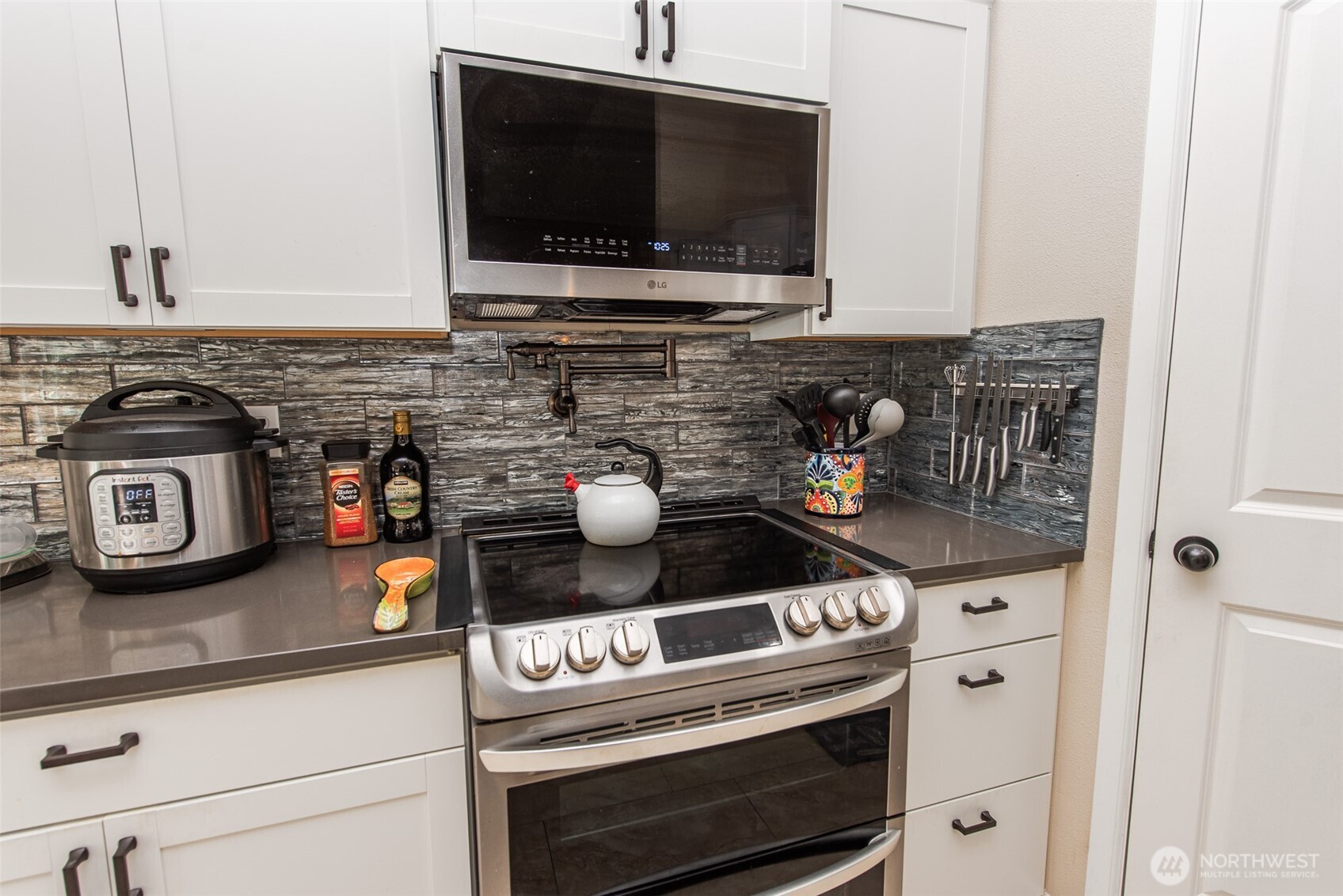 192 Michael Earl Way , Sequim, WA 98382
