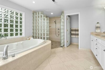 20005 NE 42nd Street , Sammamish, WA 98074 - Photo 20