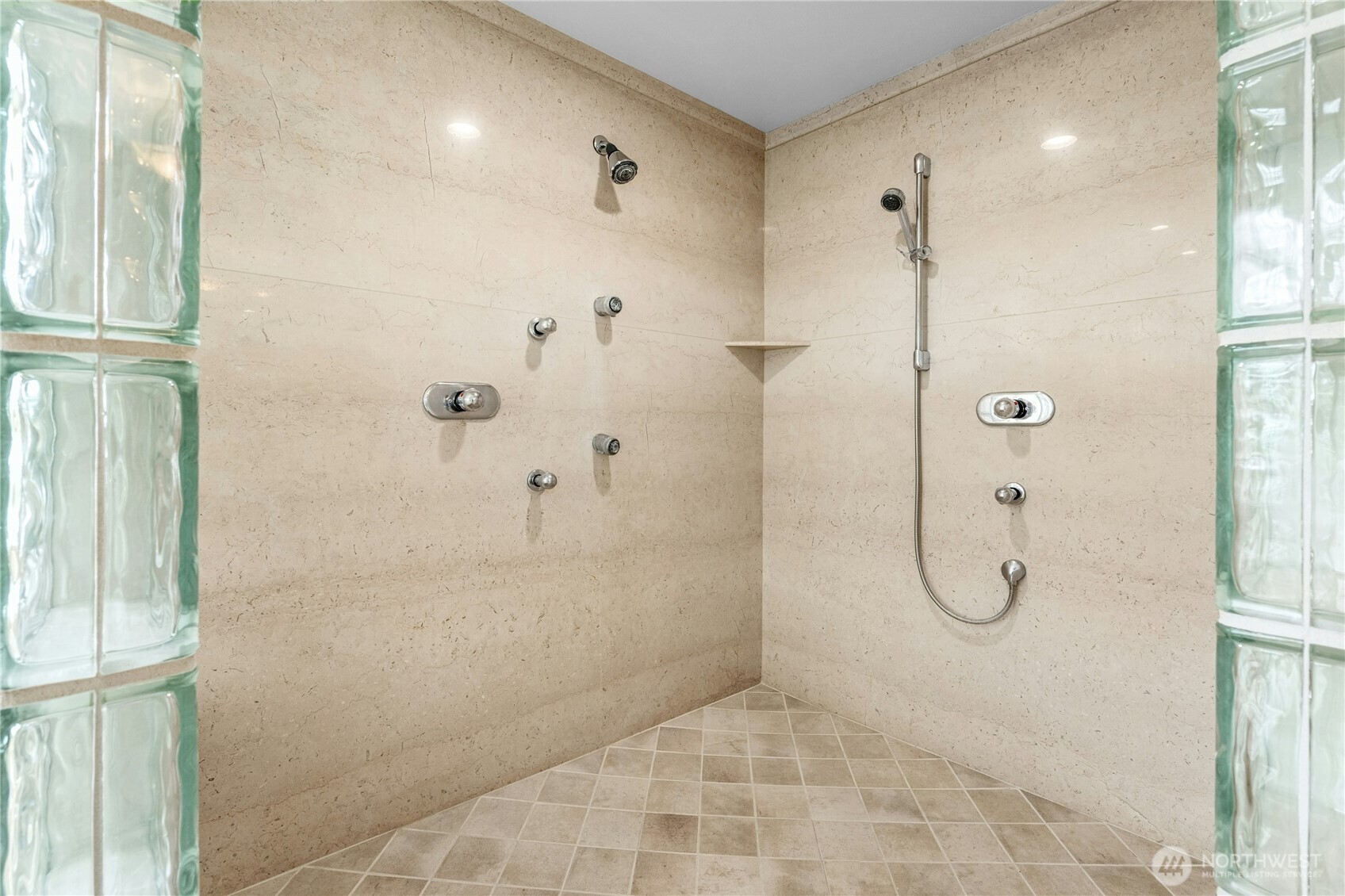 20005 NE 42nd Street , Sammamish, WA 98074