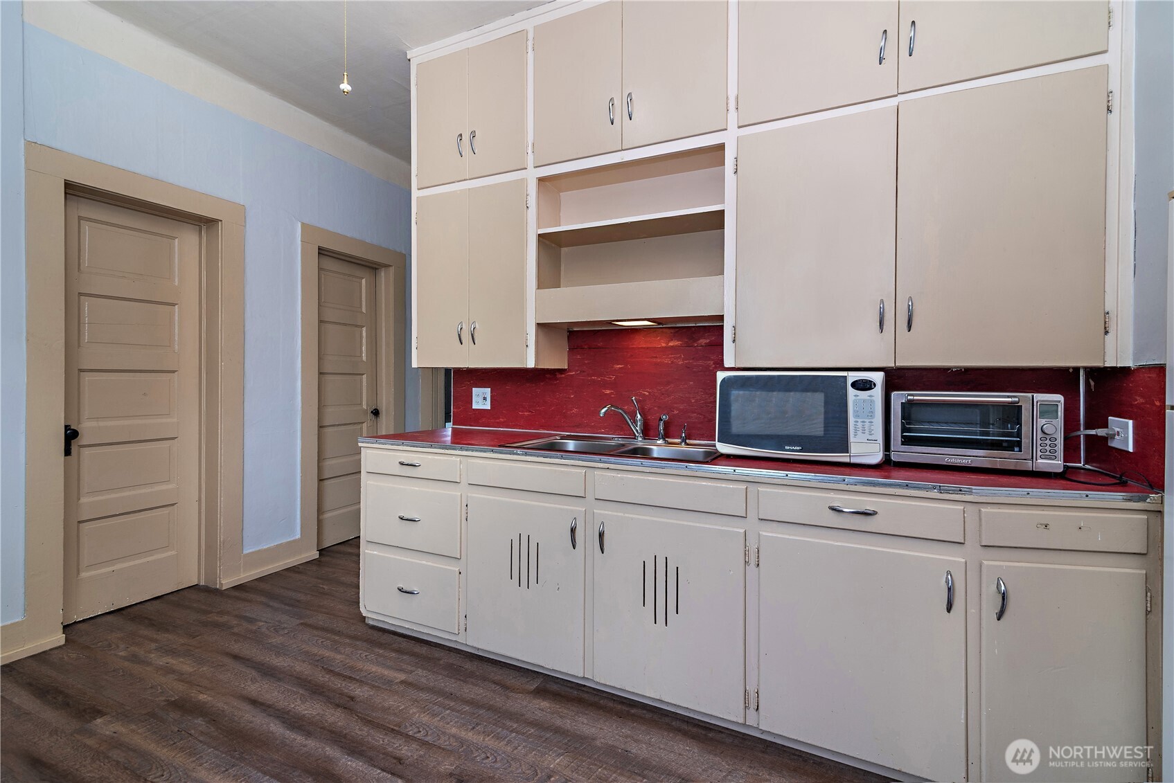 711 N Water Street , Ellensburg, WA 98926