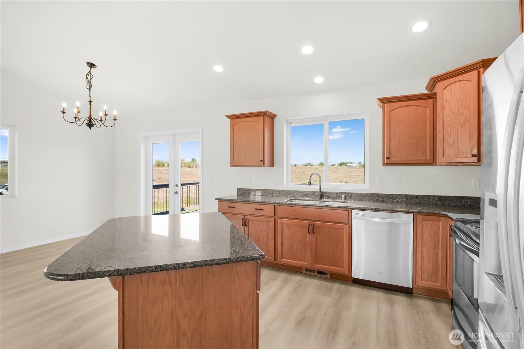 8903 Stonecrest Road NE, Moses Lake, WA 98837